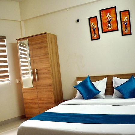 Marhaba Palace Kozhikode Buitenkant foto